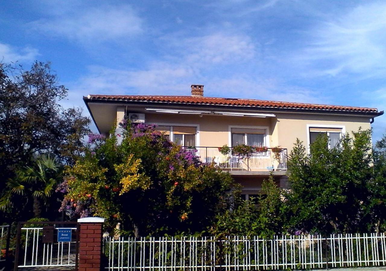 Sweet Apartment In Pomer Kültér fotó