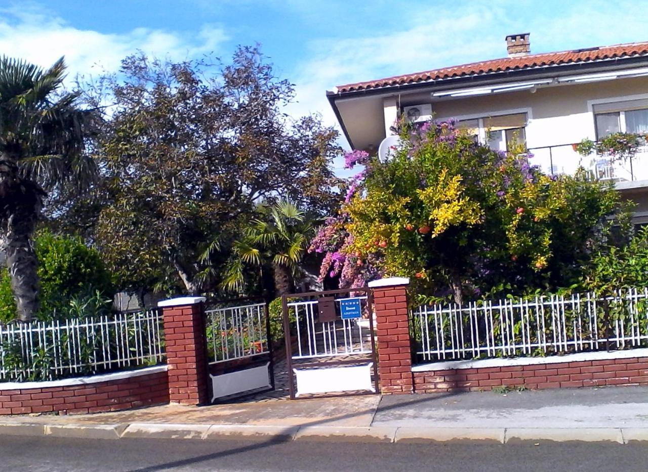 Sweet Apartment In Pomer Kültér fotó