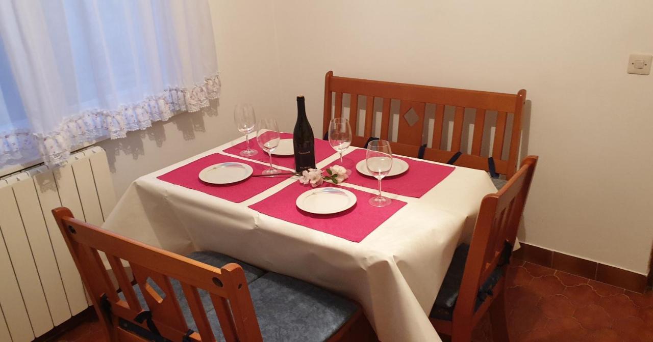 Sweet Apartment In Pomer Kültér fotó